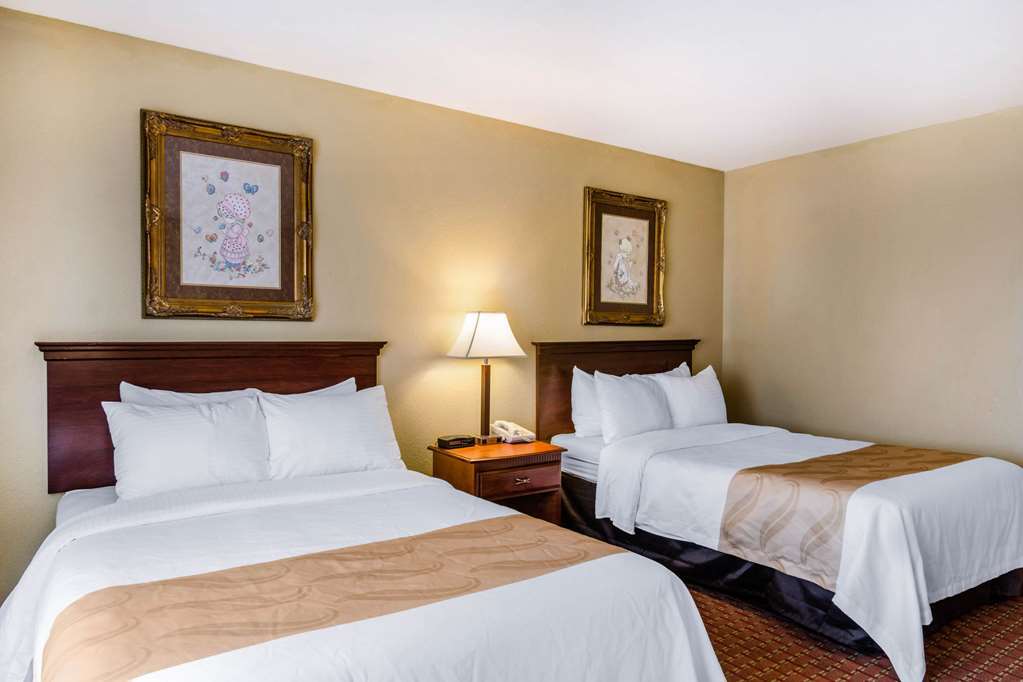 Quality Inn & Suites Carthage Zimmer foto
